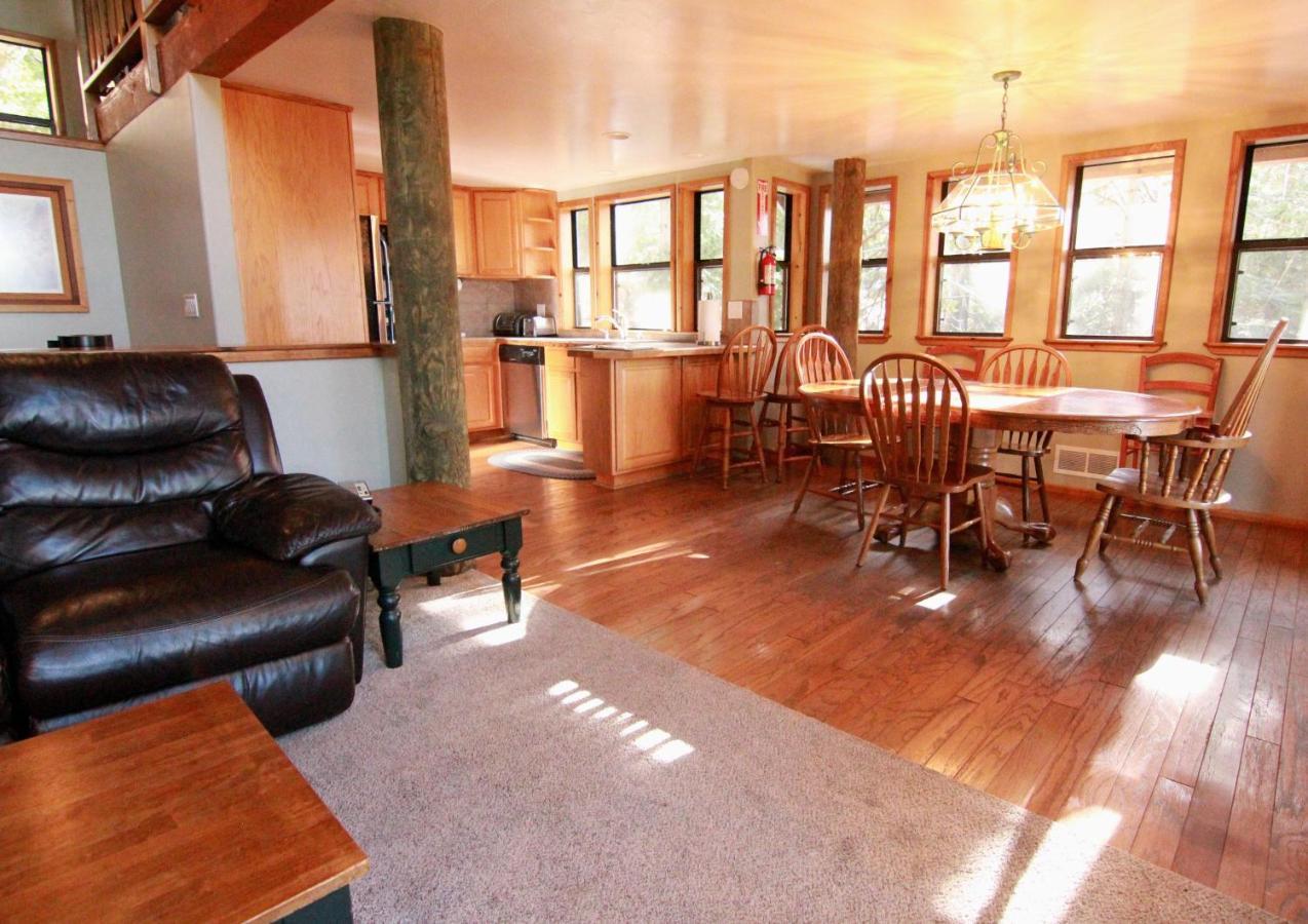Tree House Lodge Йосемити Уест Екстериор снимка